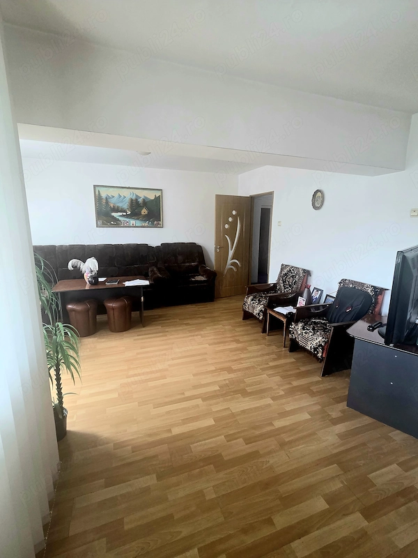 Proprietar Vand apartamnet 3 camere Noua Brasov — fotografia 3
