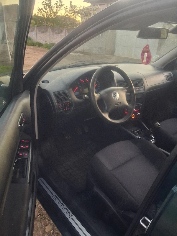 VOLKSWAGEN Golf 2002 — imagine 5