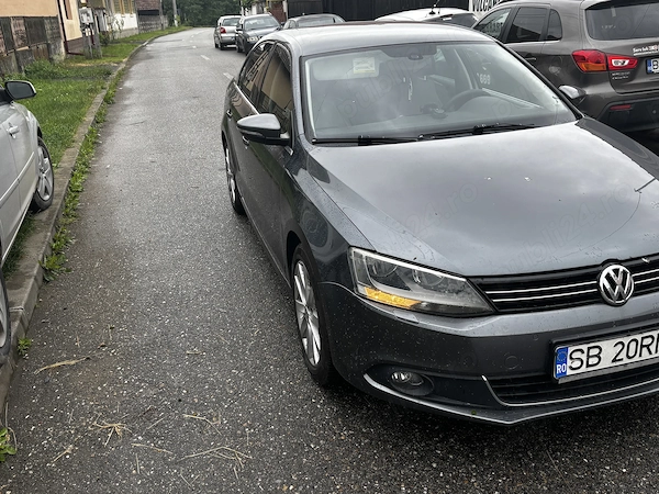 VOLKSWAGEN Jetta 2011 — imagine 5