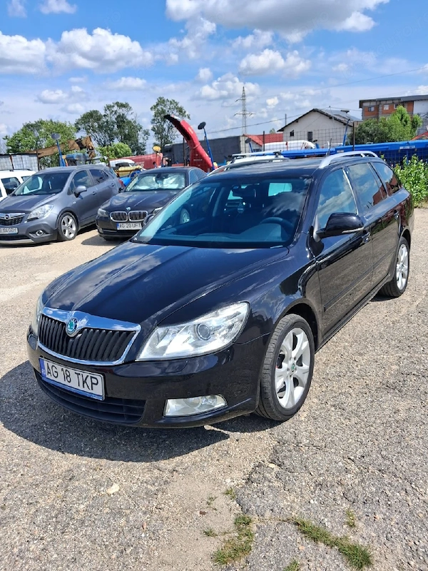 Skoda Octavia-(1.6TDI-105CP)-(2013 2)-DSG-Full-Proprietar