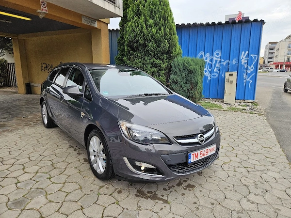 OPEL Astra 2013 — imagine 5