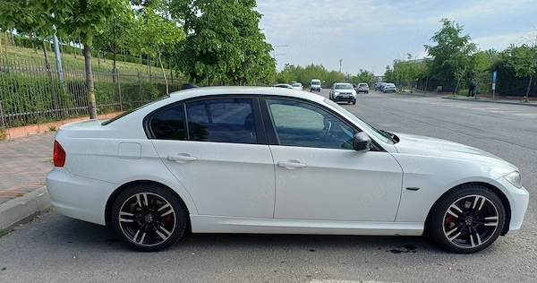 BMW 3 Series 2010 — imagine 4