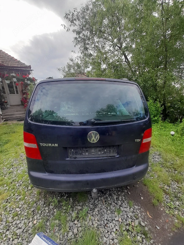 VOLKSWAGEN Touran 2005 — imagine 3