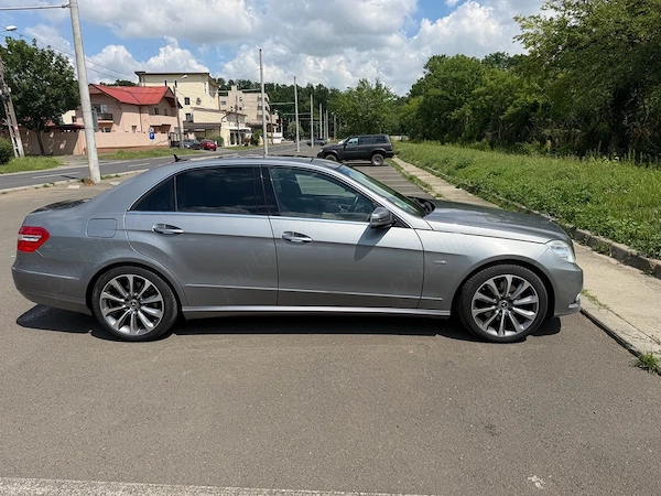 MERCEDES-BENZ 350 2010 — imagine 4