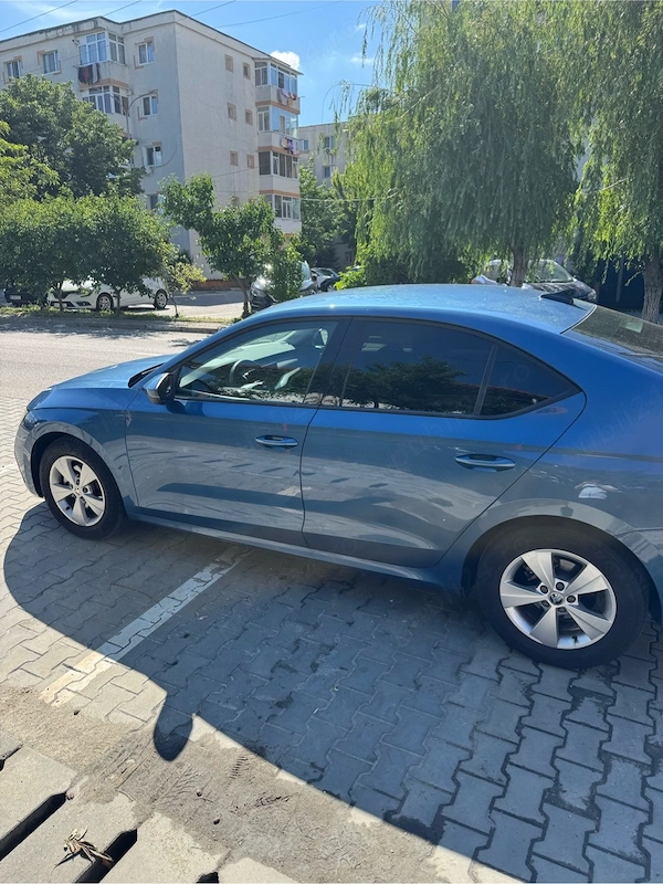 SKODA Octavia 2021 — imagine 3