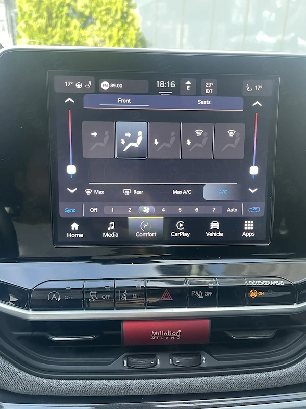 JEEP Compass 2021 — imagine 3