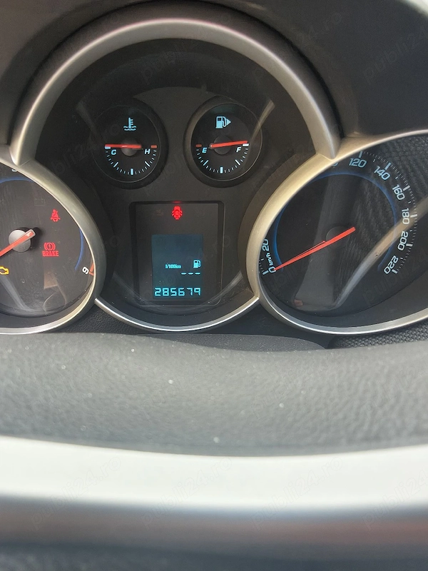CHEVROLET Cruze
