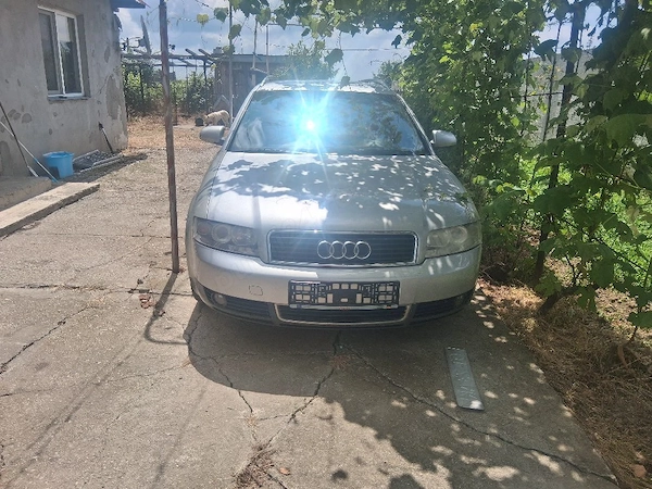 AUDI A4 2003 — imagine 2