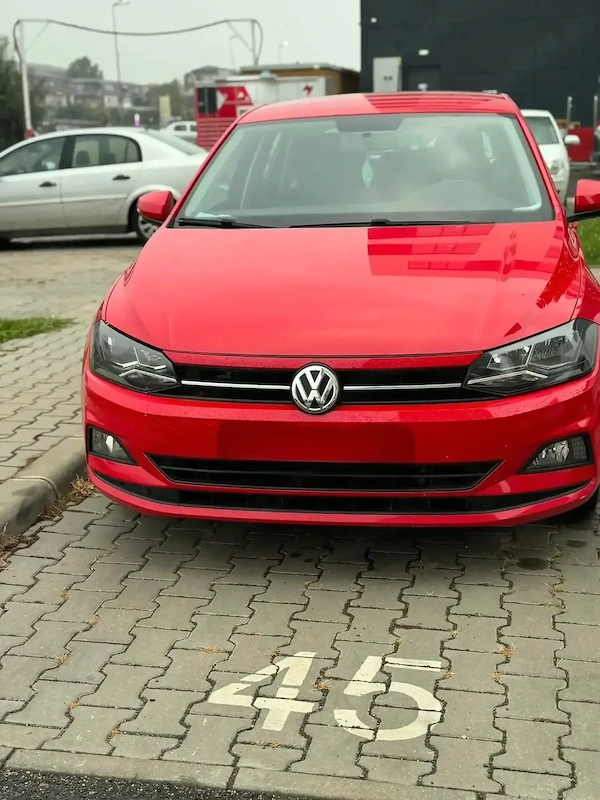 VOLKSWAGEN Polo 2020