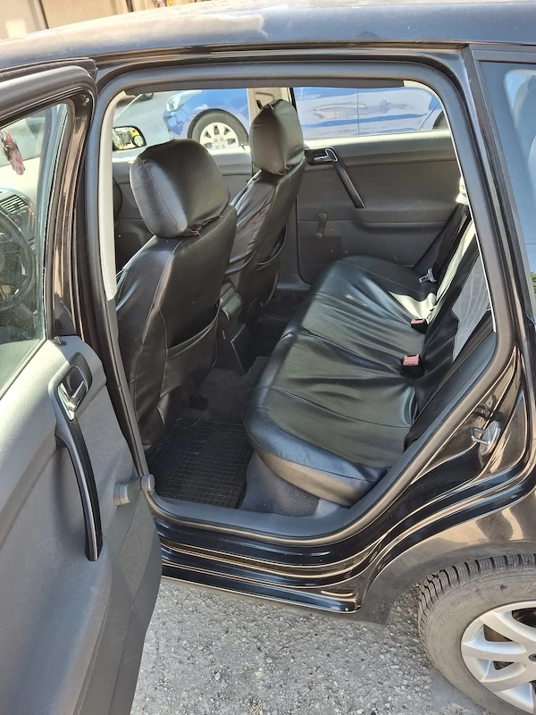VOLKSWAGEN Polo 2004 — imagine 8