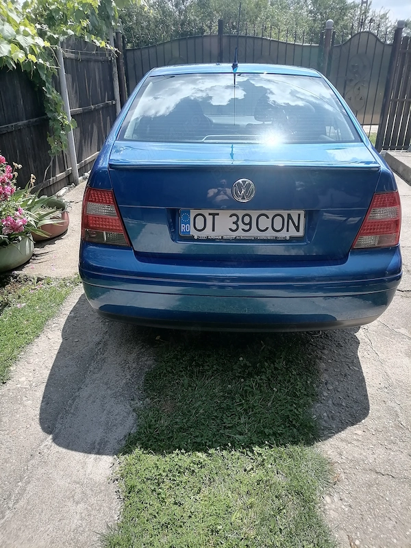 VOLKSWAGEN Bora 2001 — imagine 2