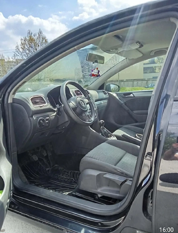 VOLKSWAGEN Golf 2010 — imagine 3
