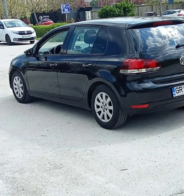 VOLKSWAGEN Golf 2010 — imagine 2