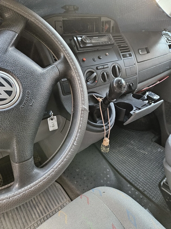 VOLKSWAGEN Caravelle 2011 — imagine 5