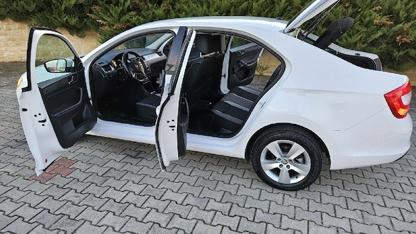 SKODA Rapid 2016