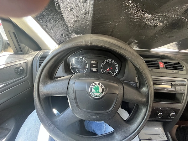 SKODA Octavia 2011 — imagine 4