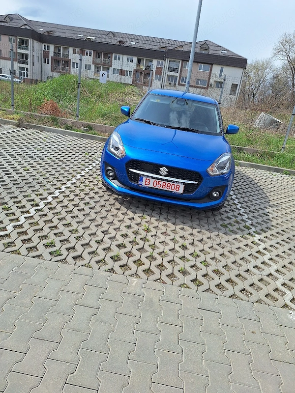 SUZUKI Swift 2023 — imagine 3