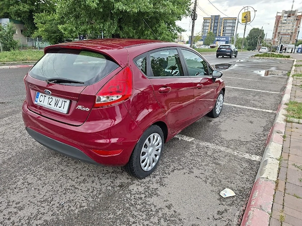 FORD Fiesta 2011 — imagine 3