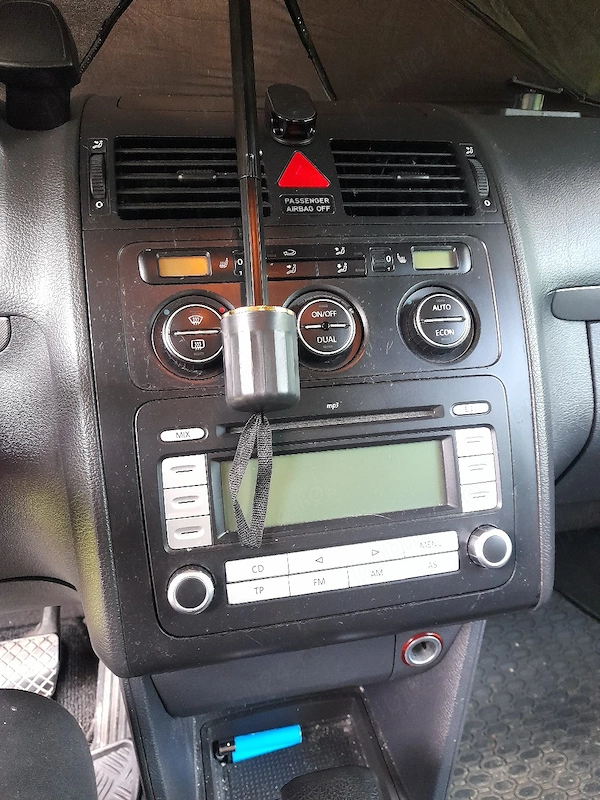VOLKSWAGEN Touran 2005 — imagine 4