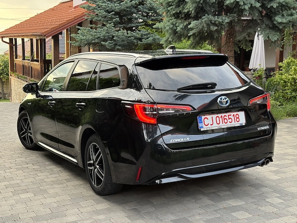 TOYOTA Corolla 2021 — imagine 5