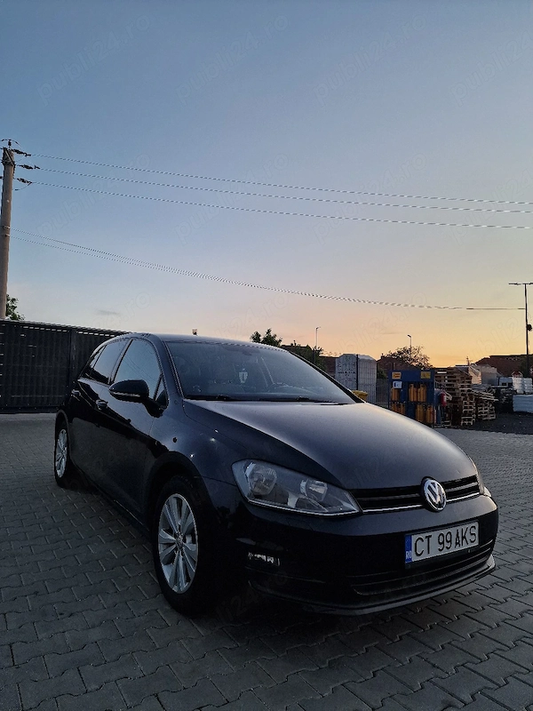 VOLKSWAGEN Golf 2016