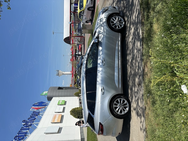 RENAULT Megane 2018 — imagine 3