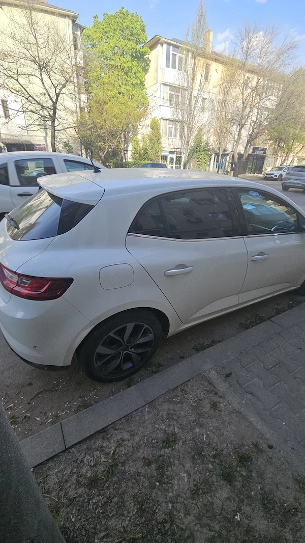 RENAULT Megane 2016 — imagine 3
