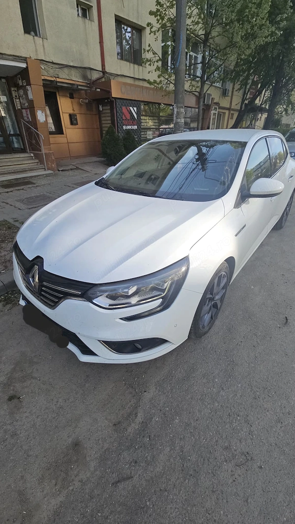 RENAULT Megane 2016