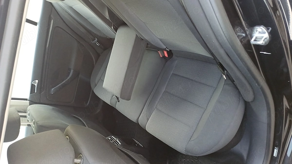 VOLKSWAGEN Golf 2010 — imagine 4