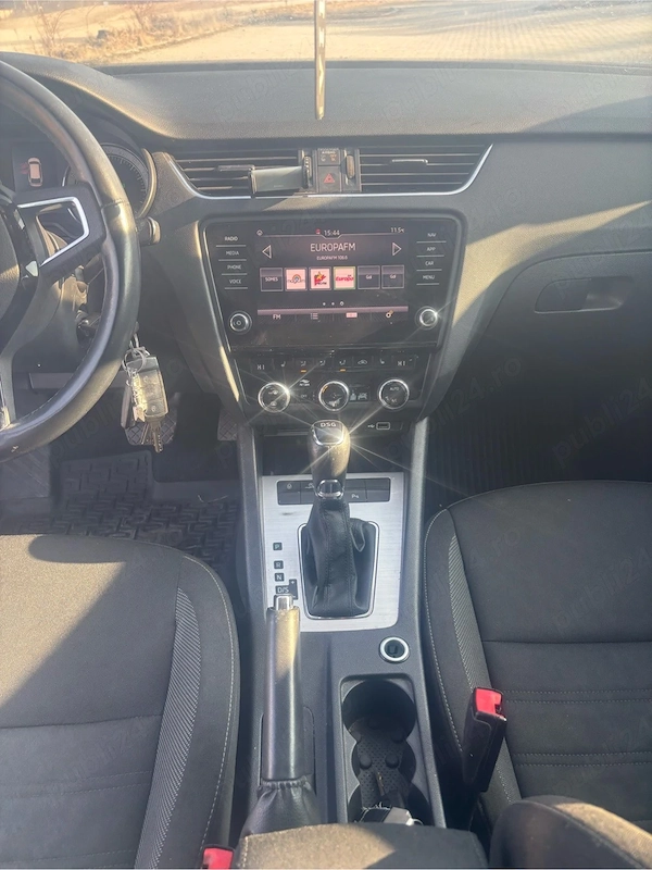 SKODA Octavia 2018 — imagine 10