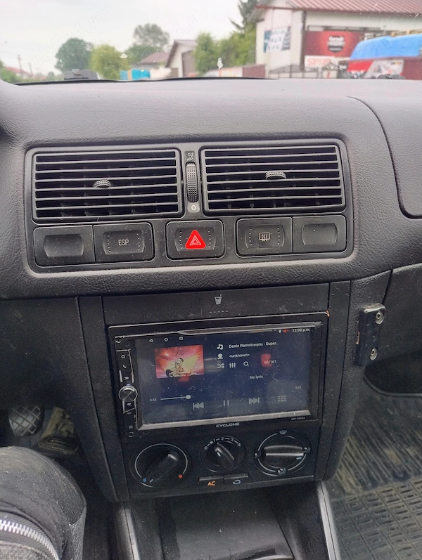 VOLKSWAGEN Golf 2004 — imagine 5