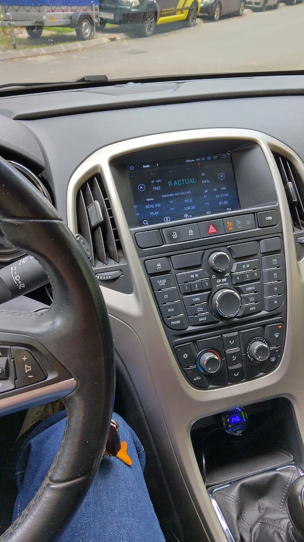 OPEL Astra 2012 — imagine 9