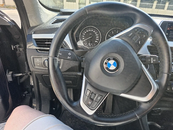 BMW iX1 2017 — imagine 6
