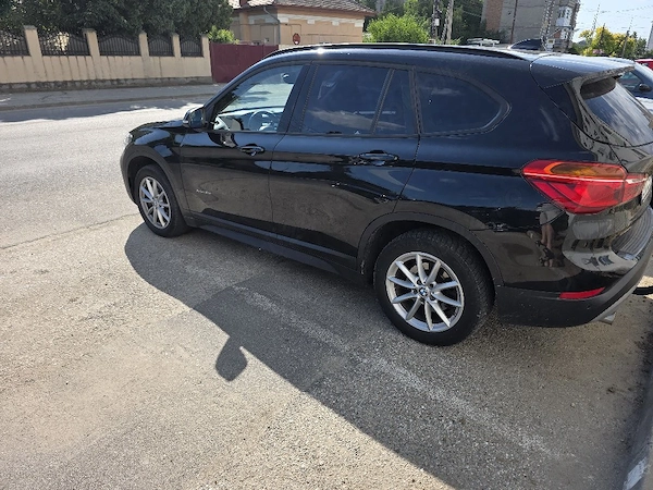 BMW iX1 2017 — imagine 7