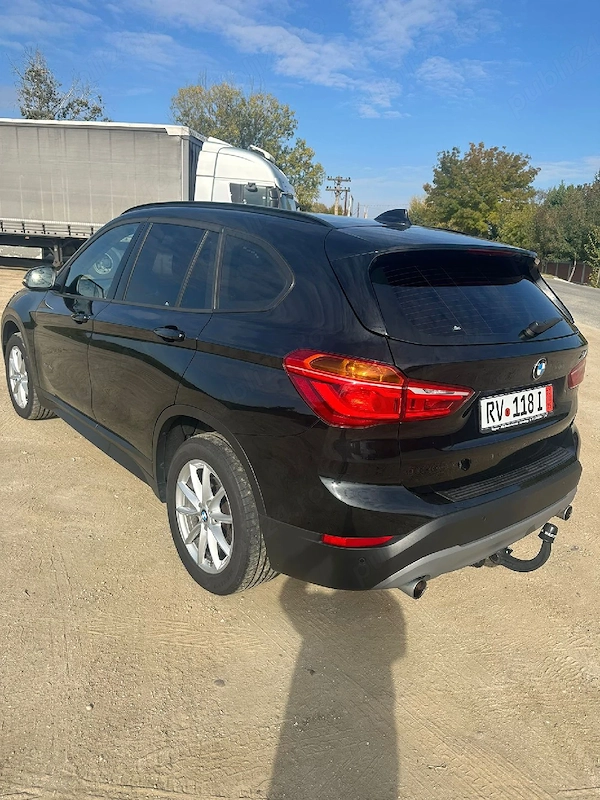 BMW iX1 2017 — imagine 8