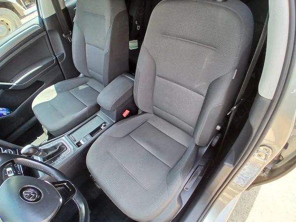 VOLKSWAGEN Golf 2019 — imagine 8
