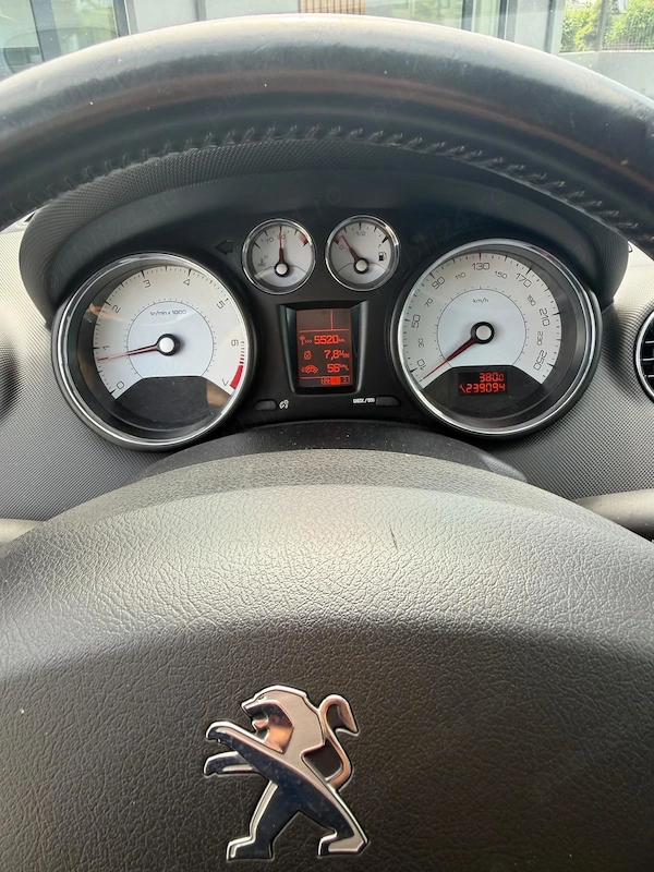 PEUGEOT 308 2012 — imagine 8