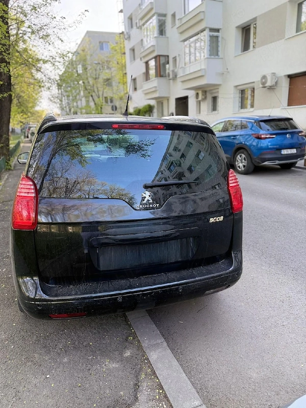 PEUGEOT 5008 2014 — imagine 4