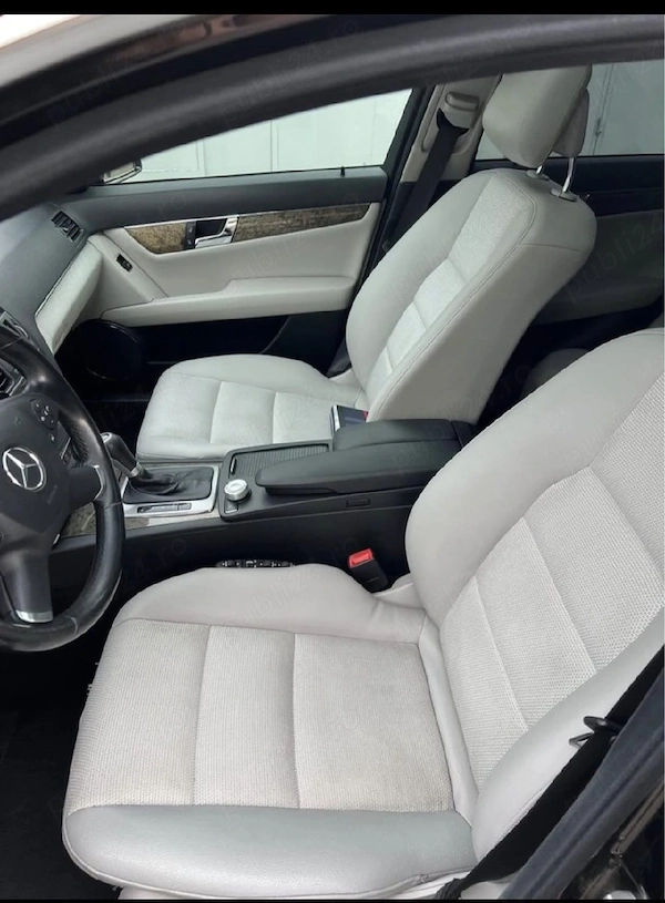 MERCEDES-BENZ E-Class 2011