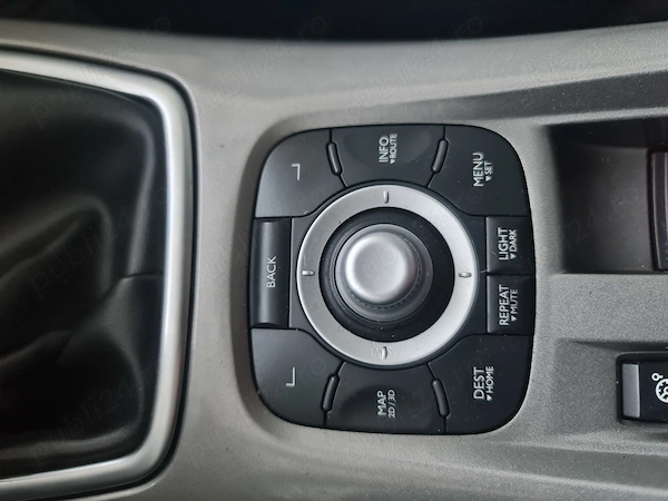 RENAULT Laguna 2012 — imagine 5