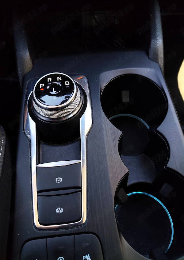 FORD Focus 2022 — imagine 6