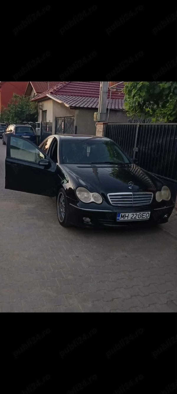 MERCEDES-BENZ E-Class 2004