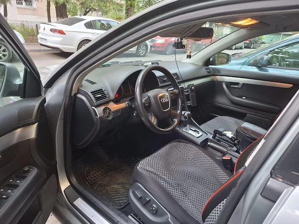 AUDI A4 2006 — imagine 2