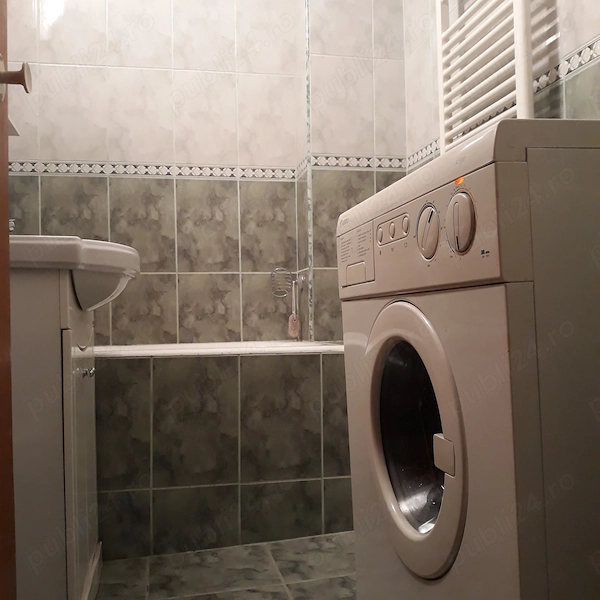 Inchiriez AP.2 camere , decomandat, mobilat și utilat, loc Făgăraș — fotografia 3