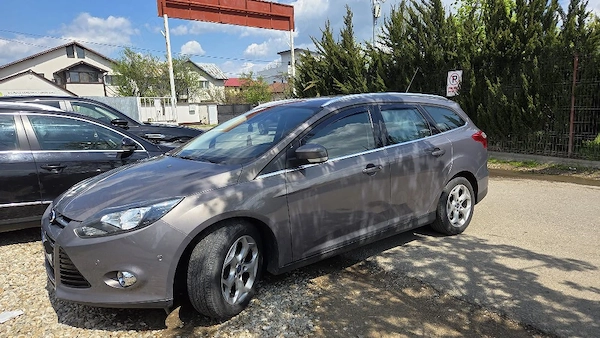 FORD Focus 2013 — imagine 2