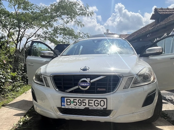 VOLVO XC60 2012