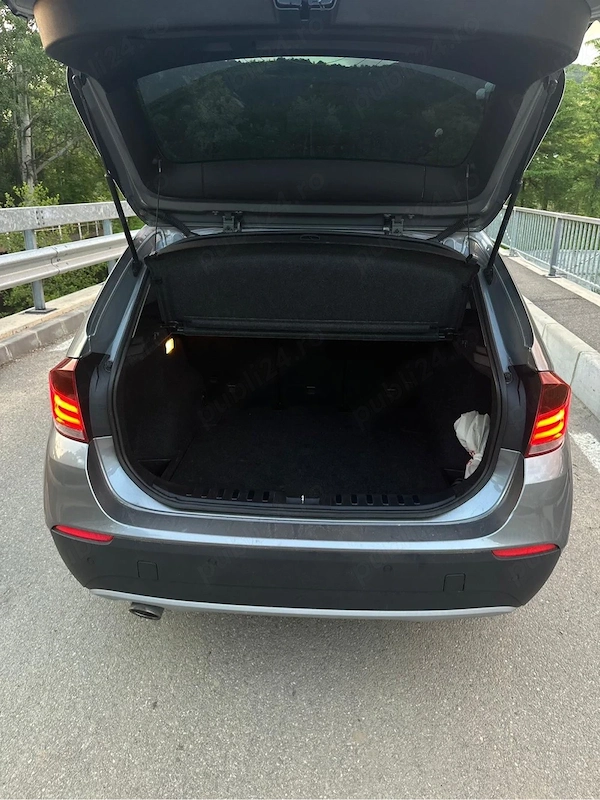 BMW X Series (Generic) 2011 — imagine 4