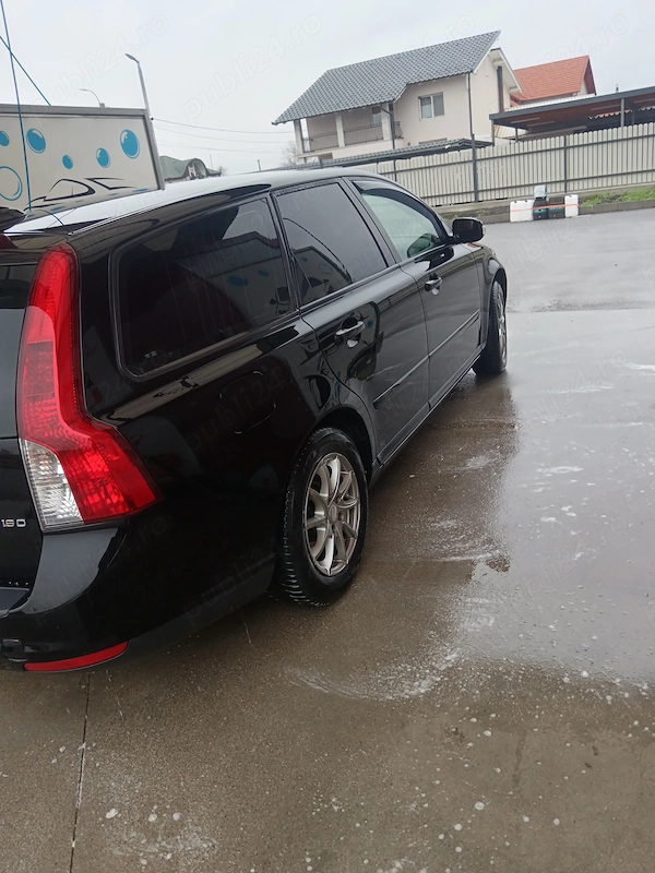 VOLVO V50 2009 — imagine 2
