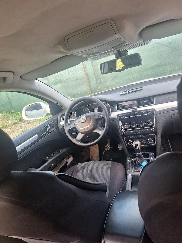 SKODA Superb 2011 — imagine 2