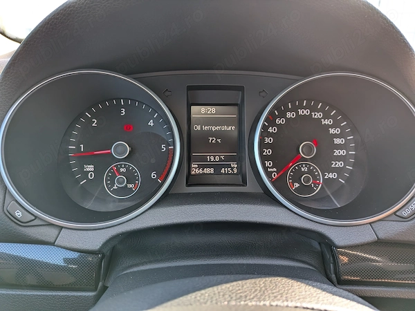 VOLKSWAGEN Golf 2012 — imagine 4